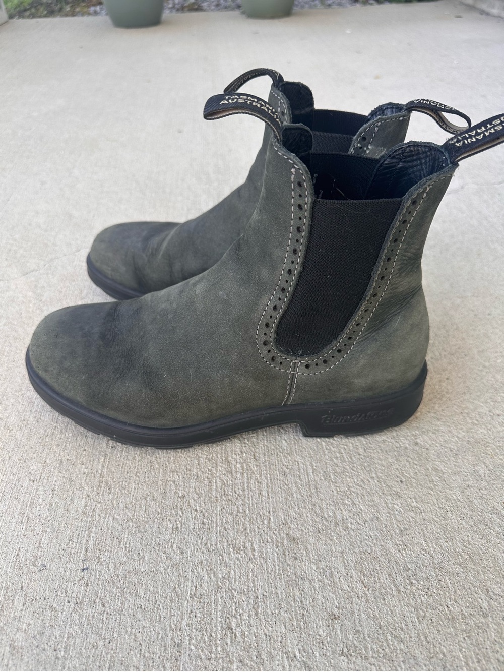 Gray Blundstone Chelsea Boots